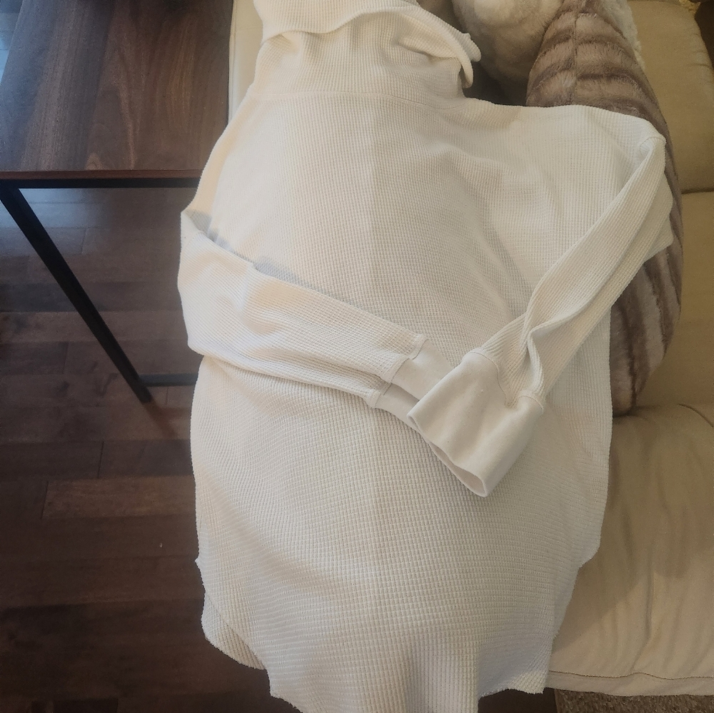 Babaton waffle oversize shirt - Picture 1 of 3